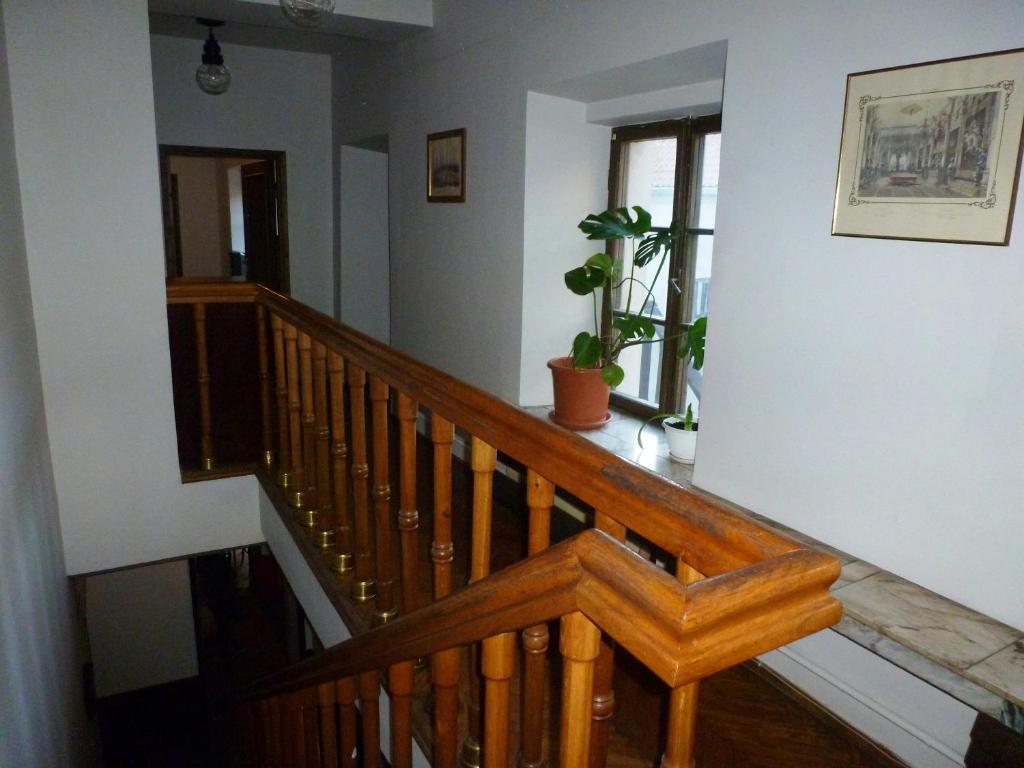 Seven Fridays Hostal Vilna Exterior foto
