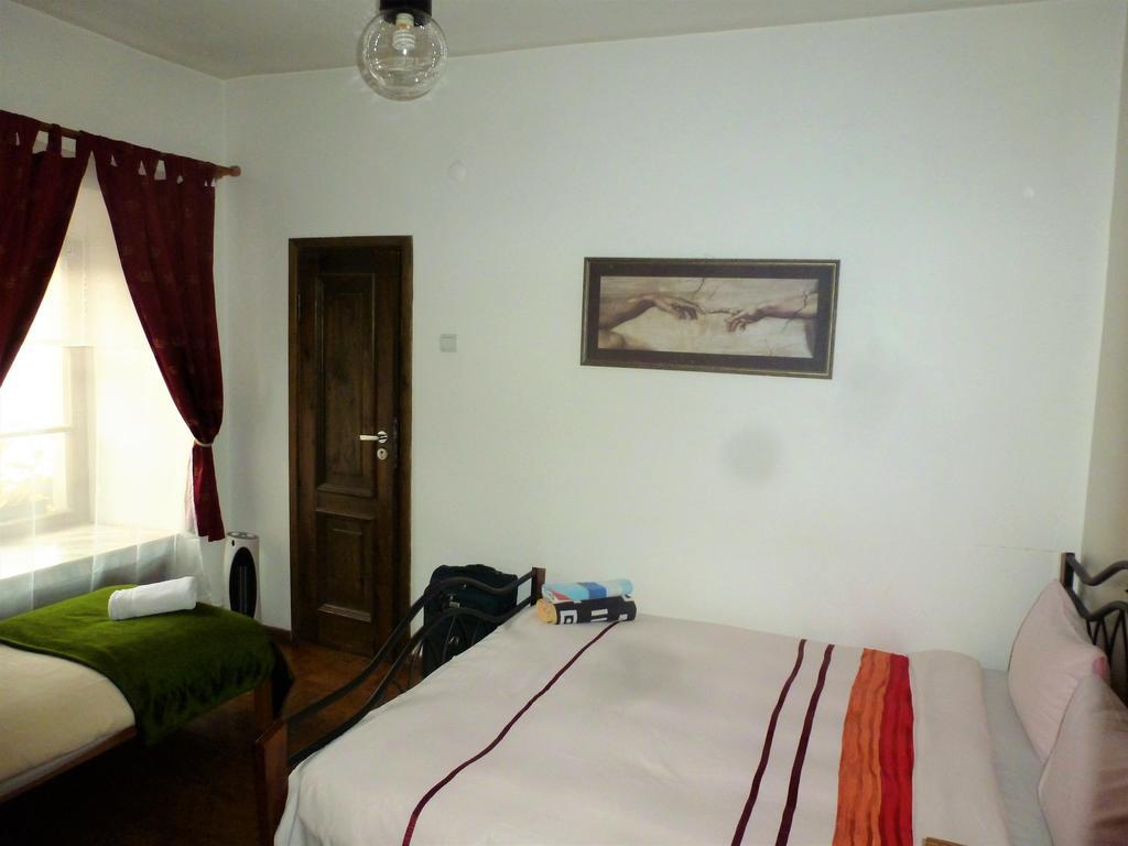 Seven Fridays Hostal Vilna Habitación foto